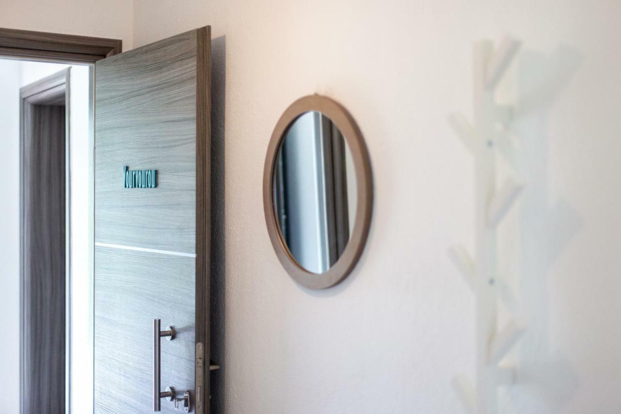Kokkinos Aparthotel วูร์วูรู ภายนอก รูปภาพ