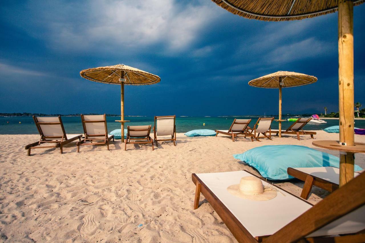 Kokkinos Aparthotel วูร์วูรู ภายนอก รูปภาพ